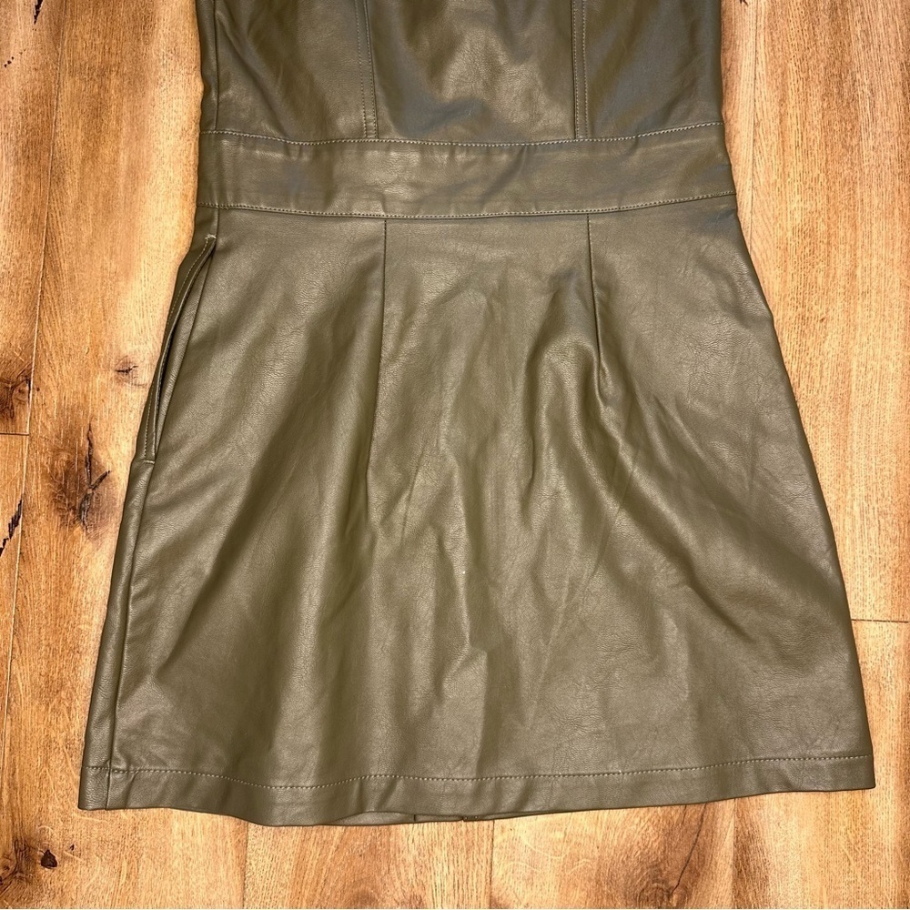 NWT Wild Fable Faux Leather Zip Front Pinafore Olive Dress Size XXSmall - Picture 8 of 12